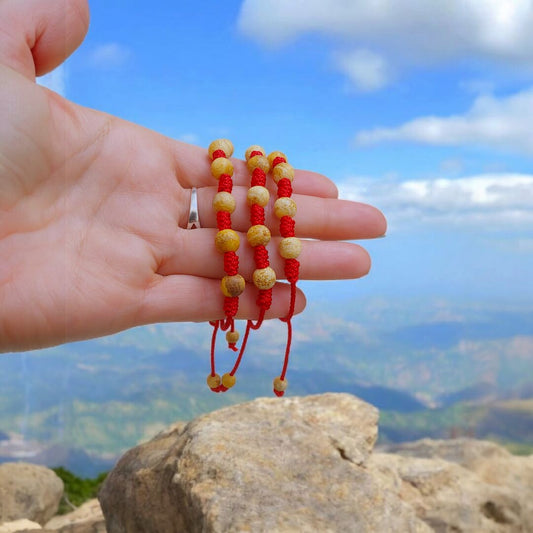 Pack de tres Pulsera 7 Nudos Roja con Cuentas de Palo Santo.  ✨ Protege tu energía. Atrae solo lo bueno.